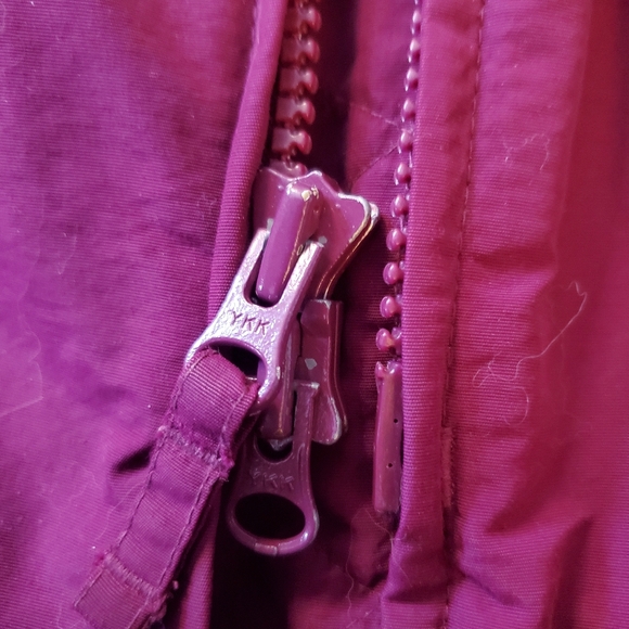 L.L. Bean Women's Insulated Parka Jacket Size Large EUC Burgundy - Picture 8 of 11